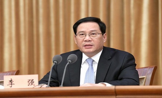 李強(qiáng)主持召開國務(wù)院常務(wù)會議 部署開展美麗河湖保護(hù)與建設(shè)行動等工作